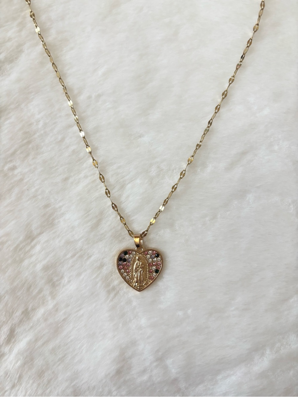 5/$15 🩷 MUST BUNDLE 18K Gold Plated Chain Heart Multicolor Medallion Necklace - Picture 2 of 4
